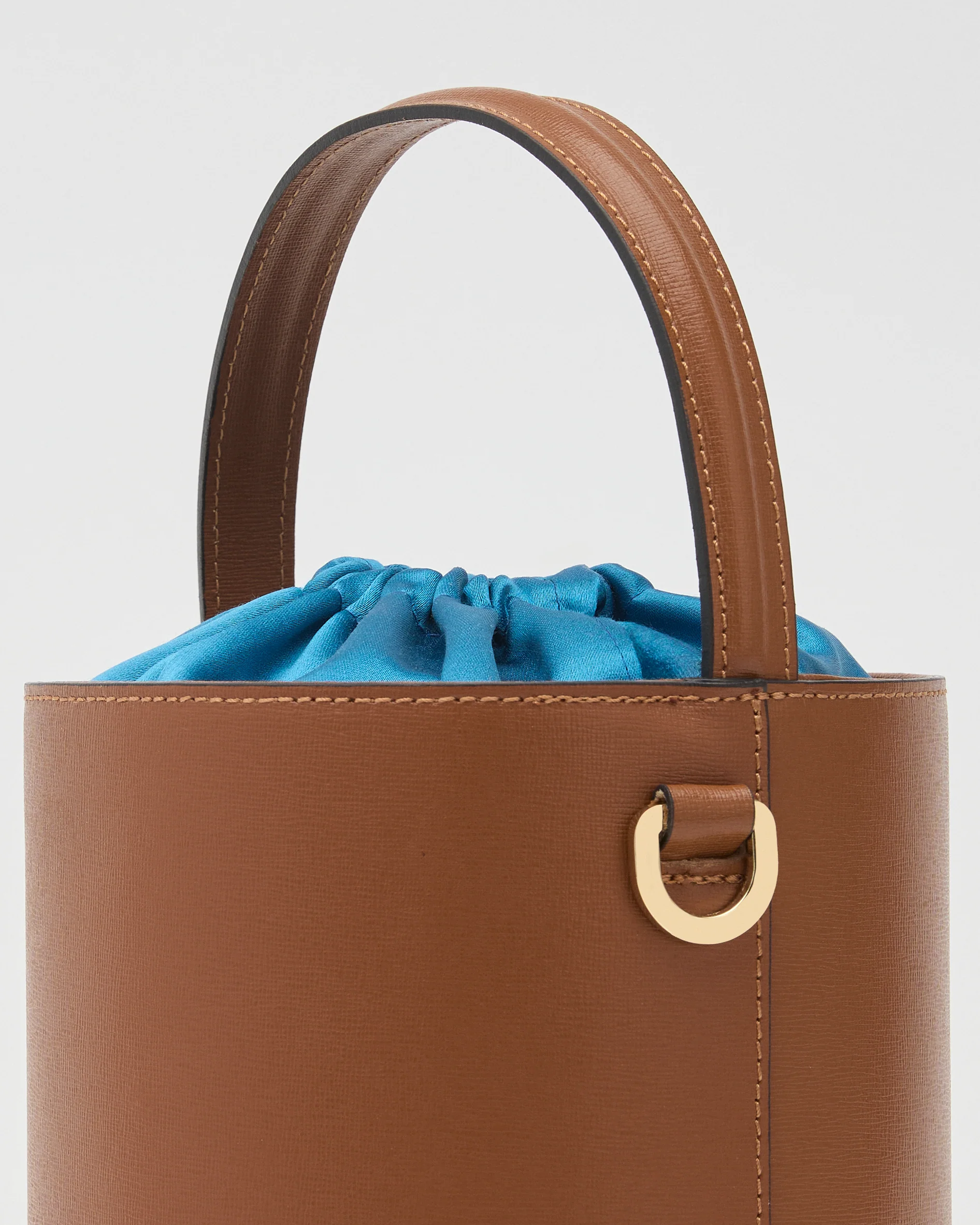Catherine camel | blue closure - Image 2