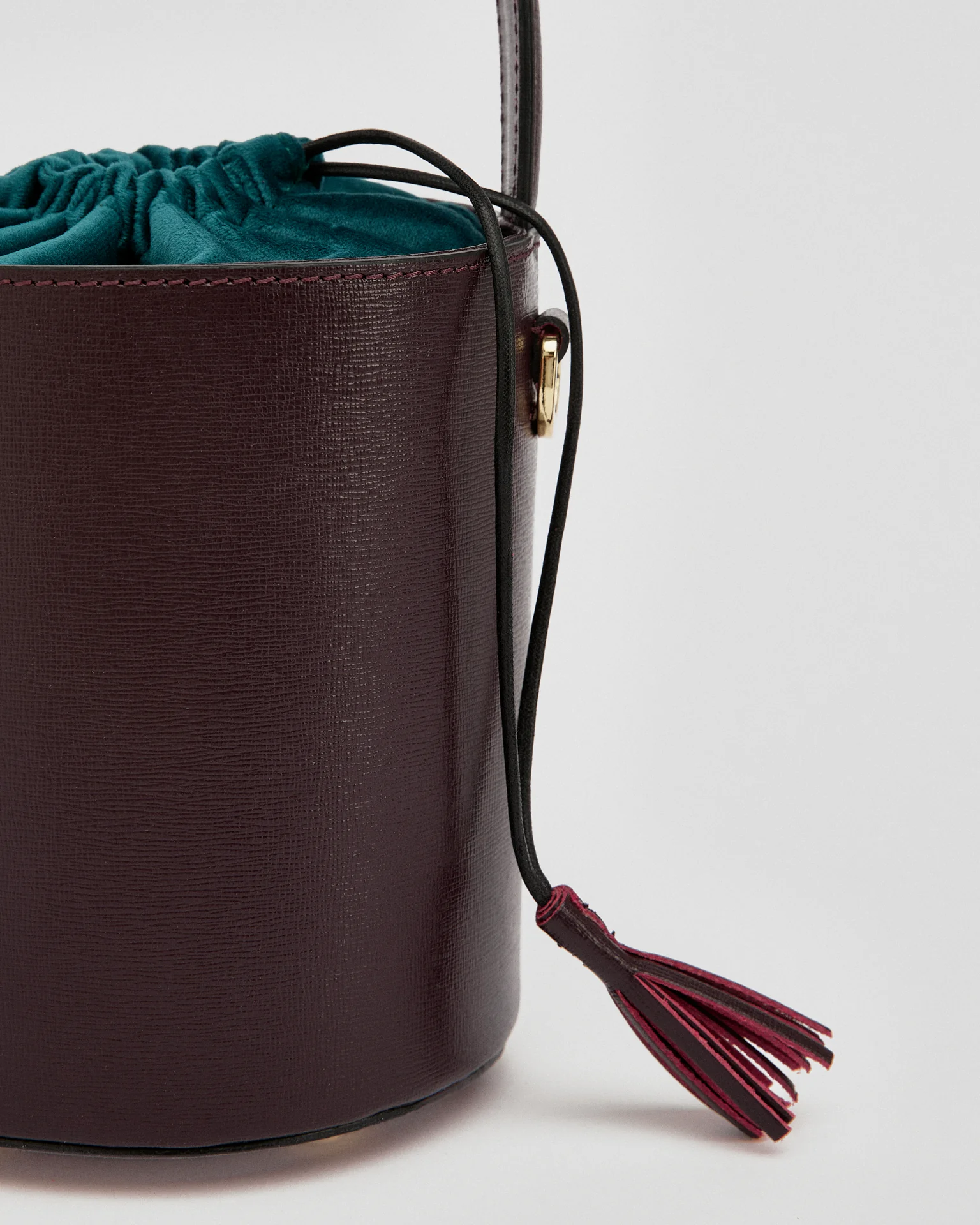 Mini Catherine bordeaux | velvet teal closure - Image 2